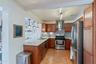 918 N Montezuma Ave, Tucson, AZ 85711 - Photo 9