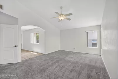156 S Eastern Dawn Avenue, Tucson, AZ 85748 - Photo 11
