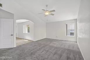 156 S Eastern Dawn Ave, Tucson, AZ 85748 - Photo 11