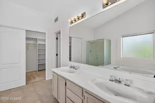 156 S Eastern Dawn Ave, Tucson, AZ 85748 - Photo 13