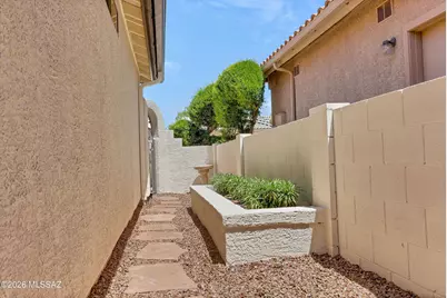 62781 E Amberwood Drive, Tucson, AZ 85739 - Photo 43