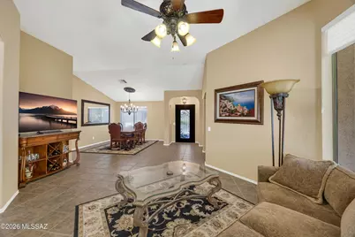 62781 E Amberwood Drive, Tucson, AZ 85739 - Photo 9