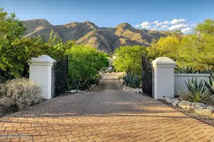 6631 N Los Leones Dr, Tucson, AZ 85718 - Photo 3