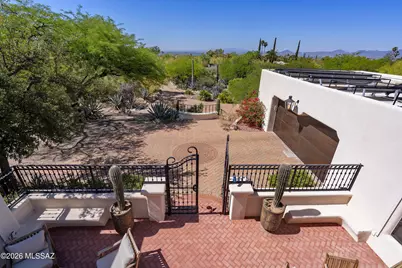 6631 N Los Leones Drive, Tucson, AZ 85718 - Photo 29
