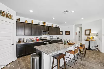 670 W Lexington Street, Vail, AZ 85641 - Photo 5