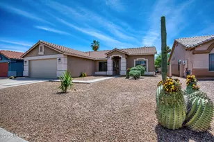 7239 W Silver Sand Dr, Tucson, AZ 85743 - Photo 1