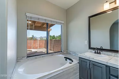11001 E Indigo Bush Place, Tucson, AZ 85748 - Photo 15