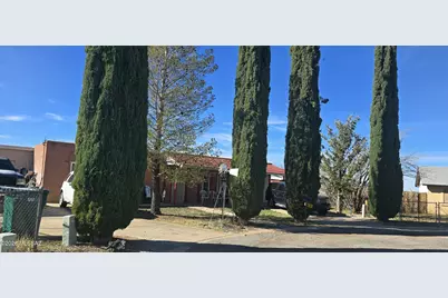 817 N Ridgeview Place, Huachuca City, AZ 85616 - Photo 1