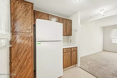 329 S Paseo Tierra #D, Green Valley, AZ 85614 - Photo 9