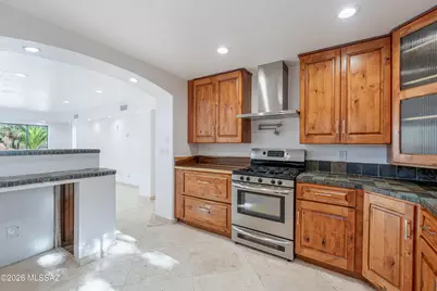 2759 N Desert Avenue, Tucson, AZ 85712 - Photo 11
