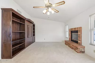 8470 N Star Grass Drive, Tucson, AZ 85742 - Photo 13