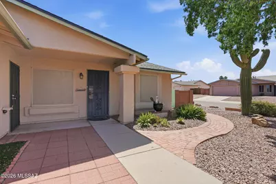 8470 N Star Grass Drive, Tucson, AZ 85742 - Photo 7