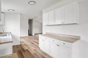 744 W Simmons Rd, Tucson, AZ 85705 - Photo 11