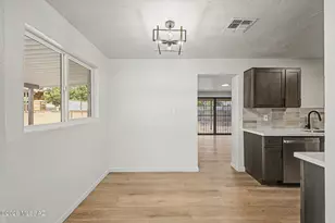 4608 E Timrod St, Tucson, AZ 85711 - Photo 7