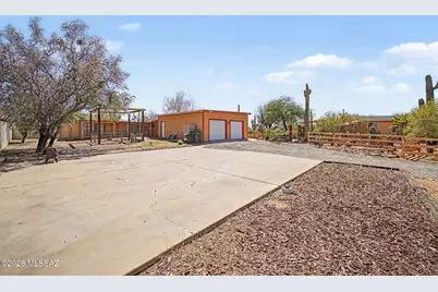 6225 N Van Ark Road, Tucson, AZ 85743 - Photo 9