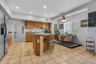 11055 E Blue Grama Dr, Tucson, AZ 85748 - Photo 13