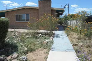 894 S Post Rd, Benson, AZ 85602 - Photo 13