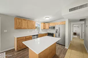 6676 E Calle Dened, Tucson, AZ 85710 - Photo 11