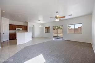 6272 W Mesa Garden Dr, Tucson, AZ 85757 - Photo 9