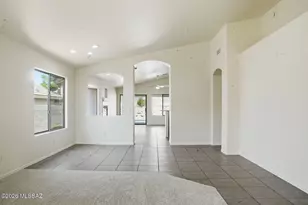 10227 E Watson Dr, Tucson, AZ 85730 - Photo 7