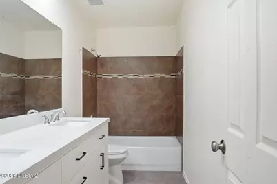 10227 E Watson Drive, Tucson, AZ 85730 - Photo 9