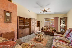 9877 E Spanish Flower Ct, Tucson, AZ 85748 - Photo 3