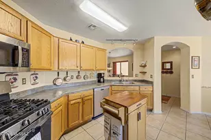 9877 E Spanish Flower Ct, Tucson, AZ 85748 - Photo 9