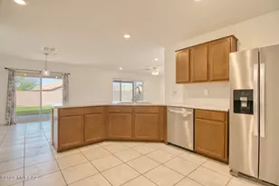 8811 E Stone Meadow Cir, Tucson, AZ 85730 - Photo 17