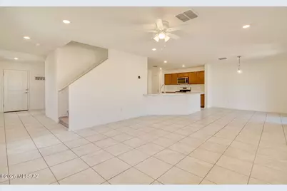 8811 E Stone Meadow Circle, Tucson, AZ 85730 - Photo 11