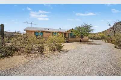 6670 N Desert View Drive, Tucson, AZ 85743 - Photo 1