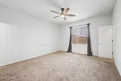 11377 W Folsom Point Drive, Marana, AZ 85658 - Photo 11