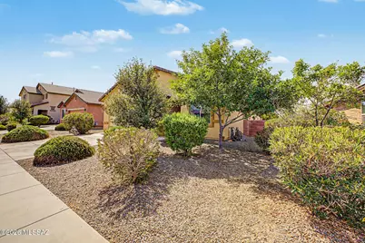 11377 W Folsom Point Drive, Marana, AZ 85658 - Photo 3