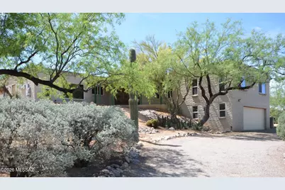 745 W Bangalor Drive, Oro Valley, AZ 85737 - Photo 1