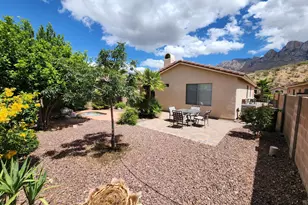 2411 E Skipping Rock Way, Oro Valley, AZ 85737 - Photo 31