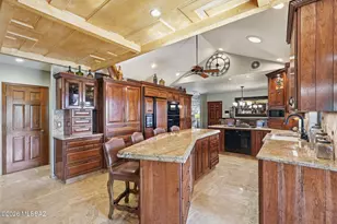 3901 N Rio Verde Vista Dr, Tucson, AZ 85750 - Photo 11