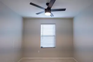 8737 E Pebble Stone Ln, Tucson, AZ 85730 - Photo 9