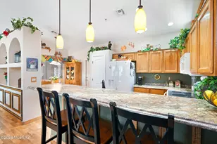 701 W Tiger Pl, Green Valley, AZ 85614 - Photo 13