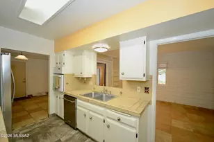 747 S La Huerta, Green Valley, AZ 85614 - Photo 11
