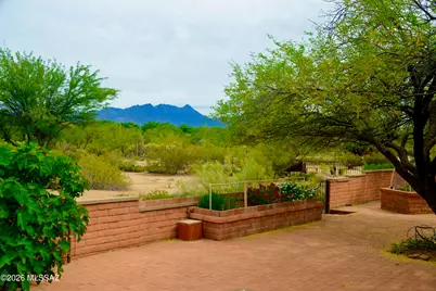 747 S La Huerta, Green Valley, AZ 85614 - Photo 3
