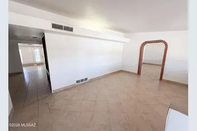 1133 W Edgewater Drive, Tucson, AZ 85704 - Photo 9