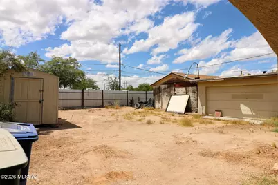 601 N San Jose Avenue, Tucson, AZ 85745 - Photo 7