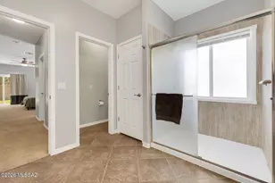 8241 N Stonehill Dr, Tucson, AZ 85743 - Photo 25