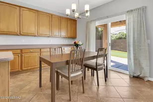 8241 N Stonehill Dr, Tucson, AZ 85743 - Photo 13