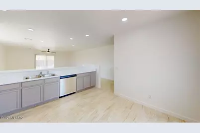 2574 W Southern Star Drive, Tucson, AZ 85713 - Photo 5
