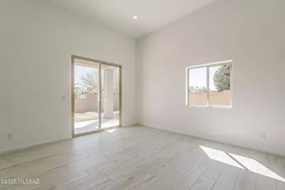 121 W Calle Escudilla, Green Valley, AZ 85614 - Photo 15