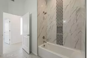 121 W Calle Escudilla, Green Valley, AZ 85614 - Photo 27