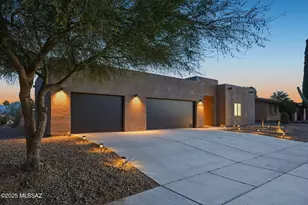 121 W Calle Escudilla, Green Valley, AZ 85614 - Photo 3