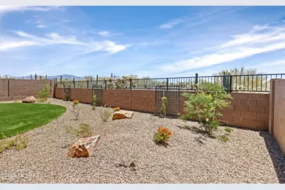 5061 W Tavira Way, Marana, AZ 85742 - Photo 21