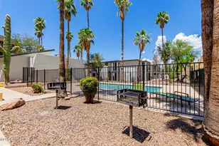 1620 N Wilmot Rd, Tucson, AZ 85712 - Photo 21