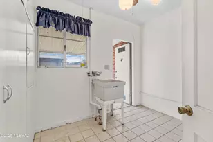 4858 E Cooper St, Tucson, AZ 85711 - Photo 13